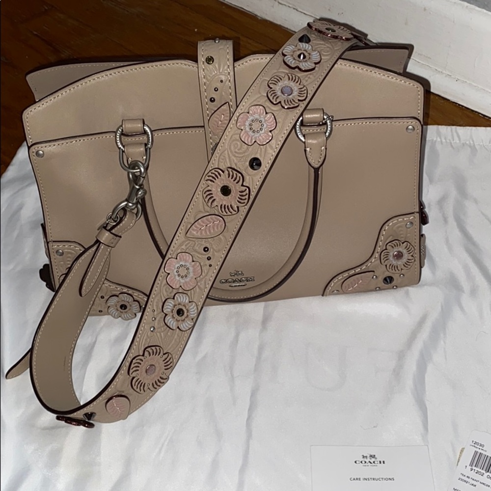 Purse - Picture 7 of 8